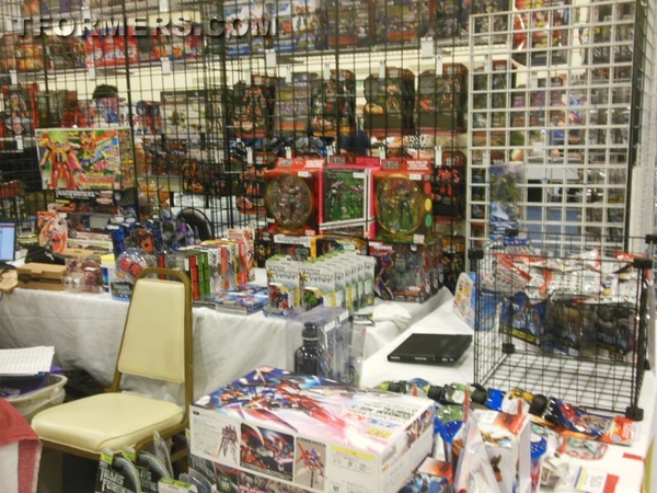 BotCon 2013   The Transformers Convention Dealer Room Image Gallery   OVER 500 Images  (527 of 582)